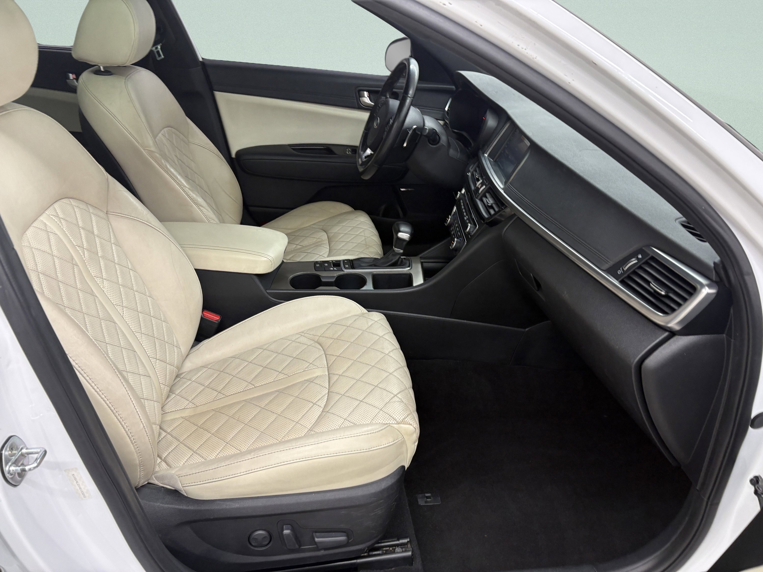 Used 2017 Kia Optima SX FWD image 22