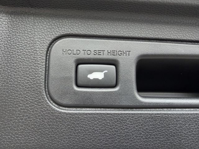 Used 2025 Honda Pilot EX-L image 29