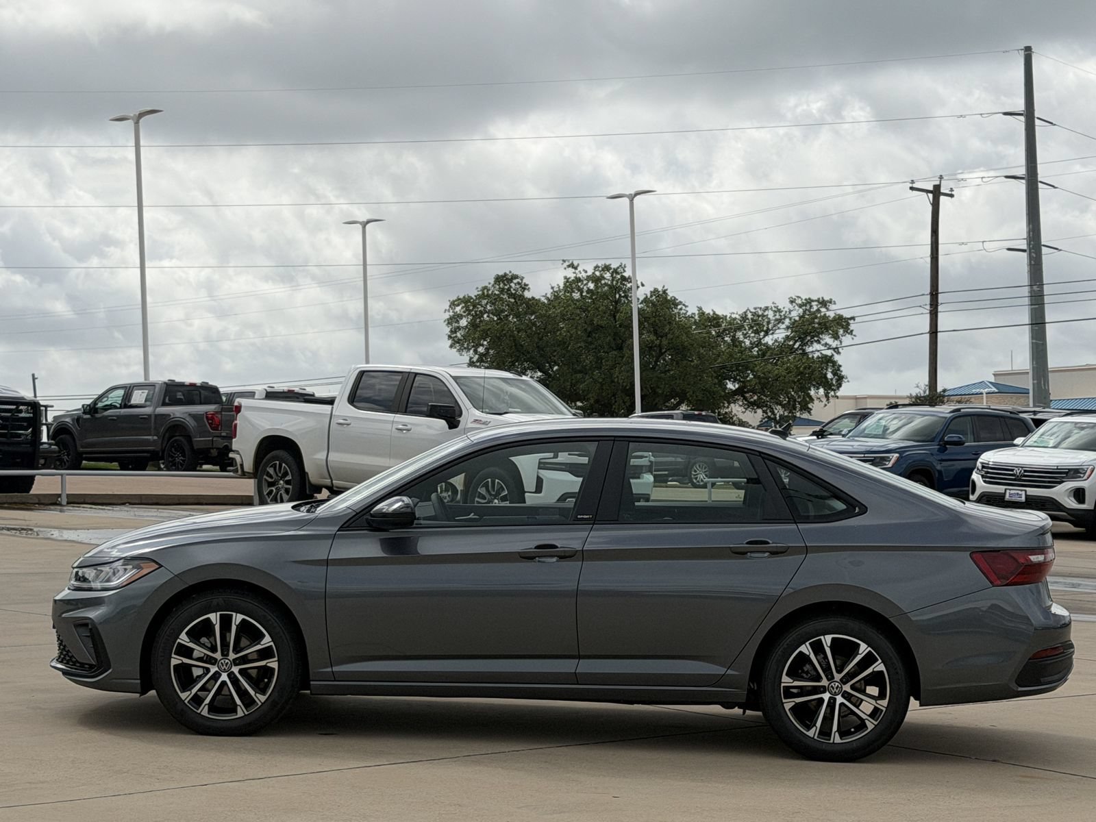 New 2026 Volkswagen Jetta Sport FWD image 7