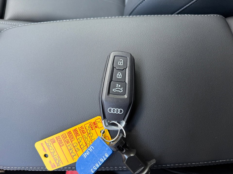 New 2025 Audi Q5 Premium Plus image 33