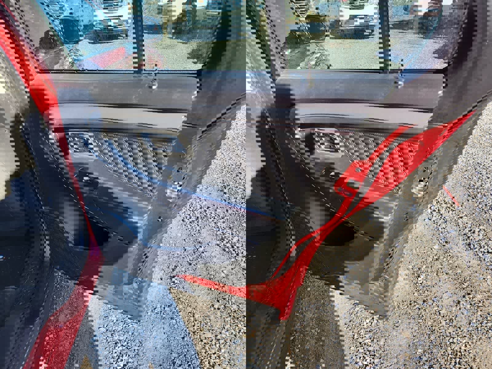 Used 2012 Ford Taurus SEL image 24