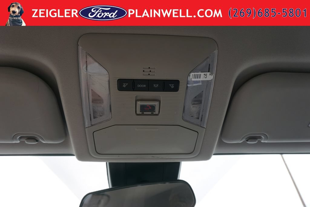 Used 2023 Toyota RAV4 LE AWD/4WD image 29
