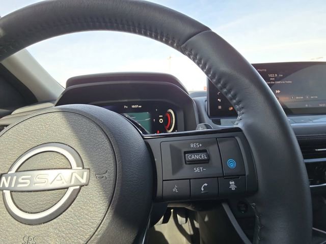 Used 2024 Nissan Rogue SL w/ SL Premium Package image 12