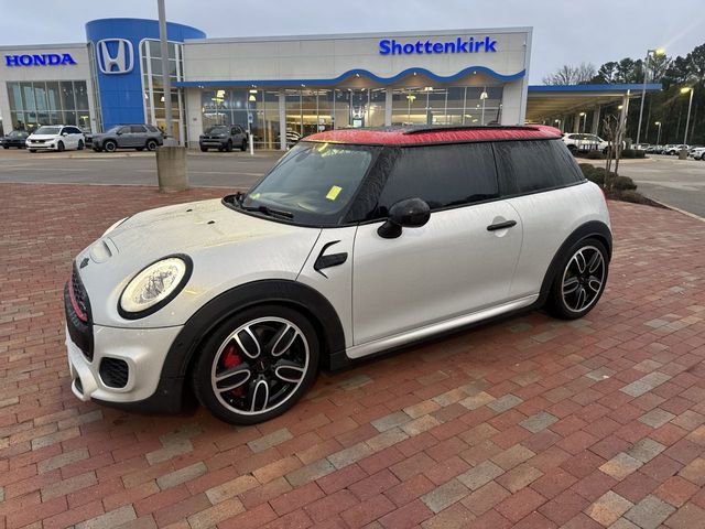 Used 2017 MINI Cooper John Cooper Works image 4