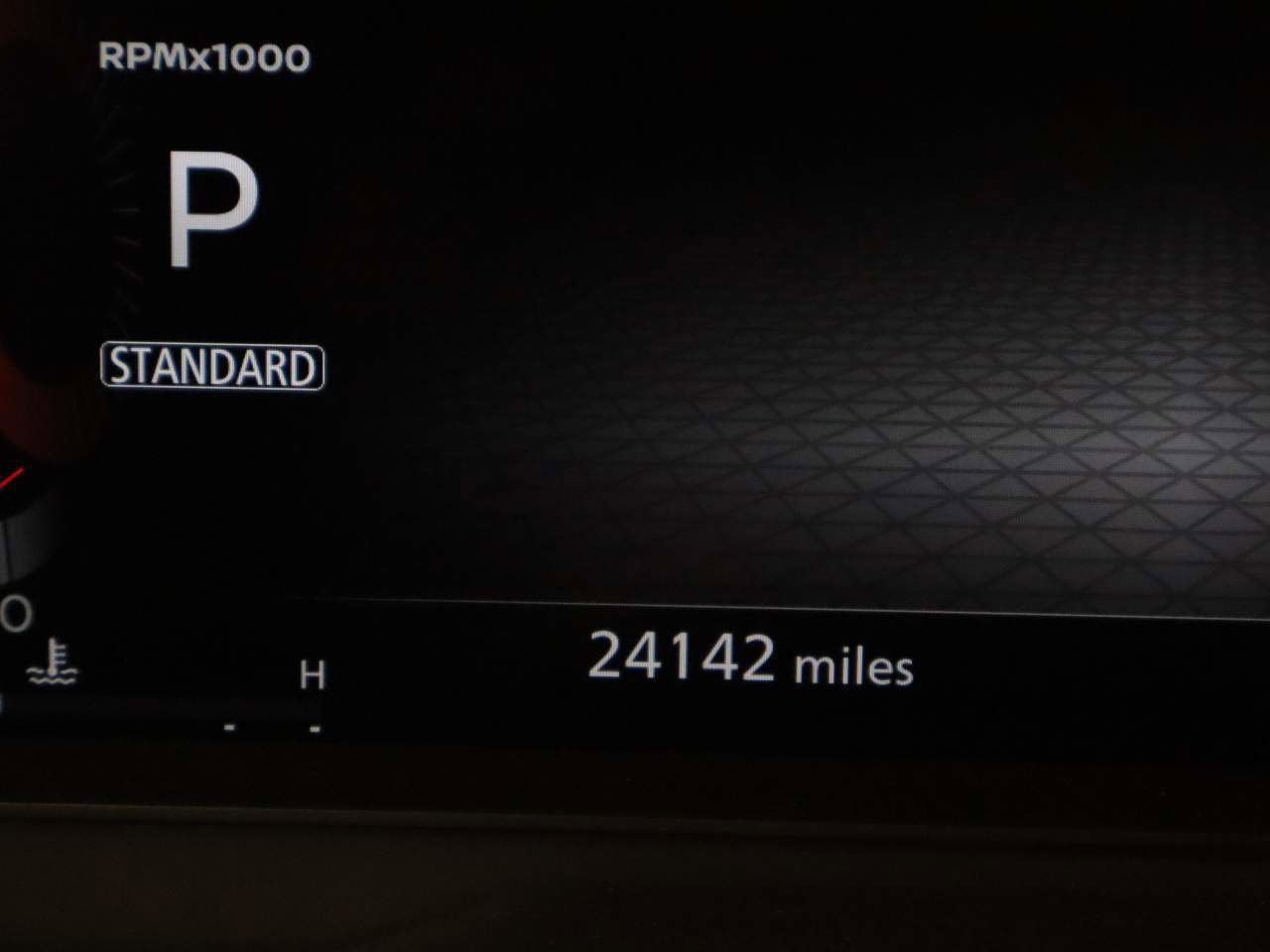 Used 2022 Nissan Rogue Platinum w/ Head-Up Display Package image 8