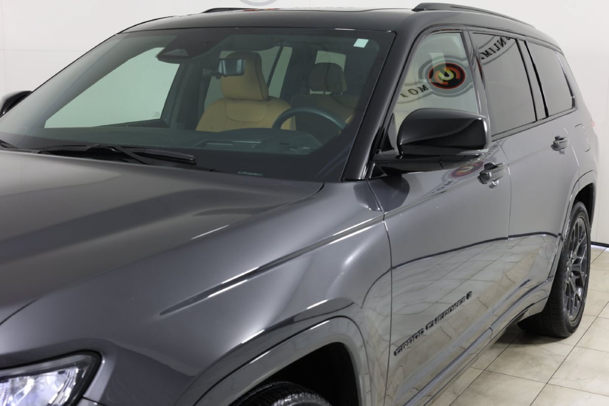 Used 2025 Jeep Grand Cherokee L Summit AWD/4WD image 49