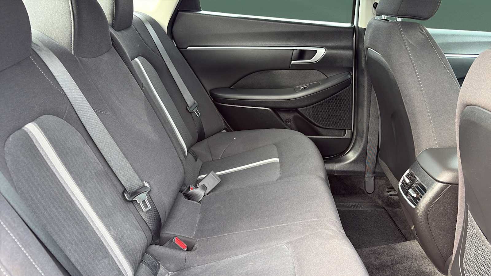 Used 2026 Hyundai Sonata Blue FWD image 27