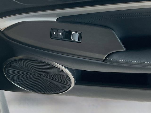 Used 2022 Lexus RC 350 F Sport image 31