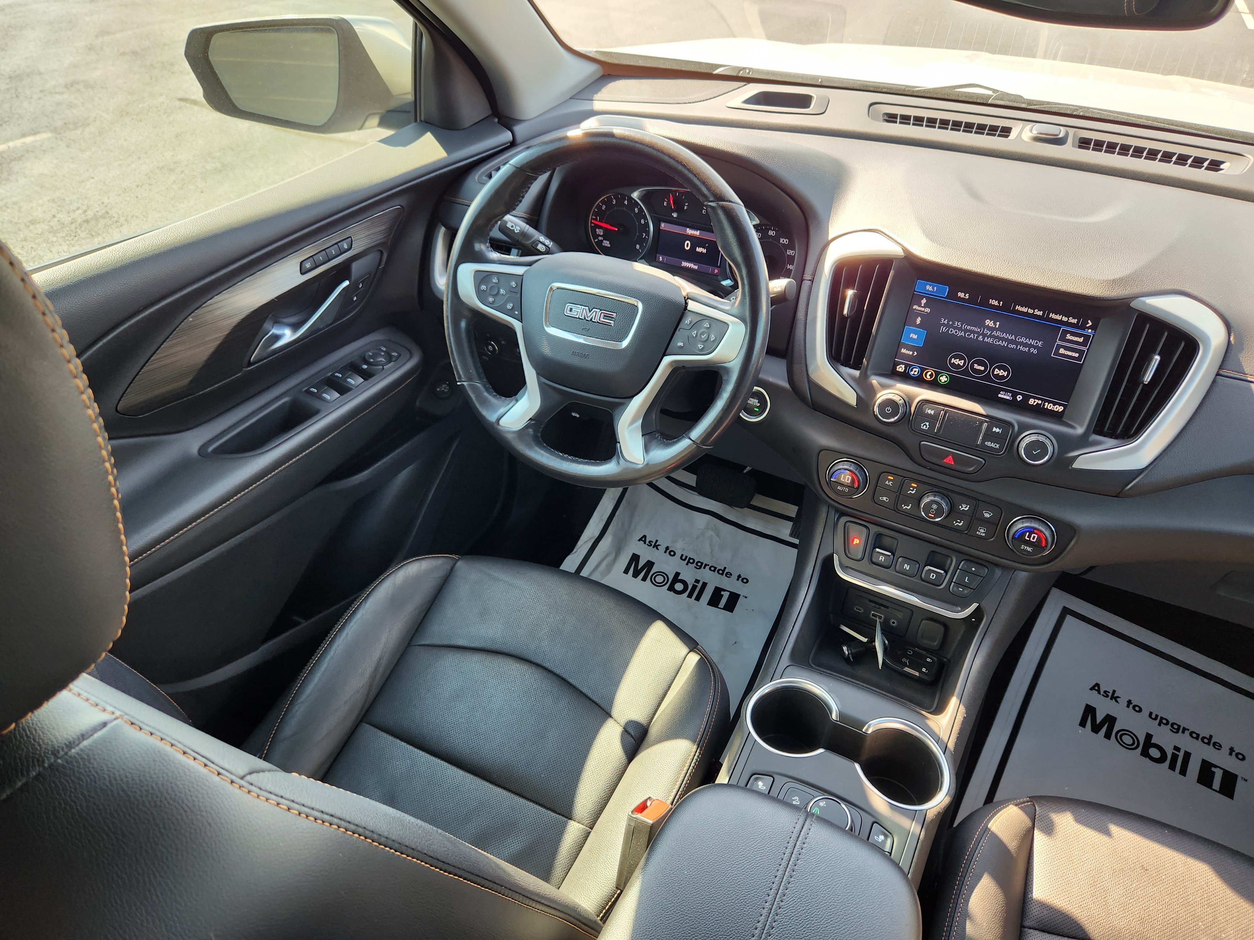 Used 2020 GMC Terrain SLT w/ Preferred Package FWD image 14