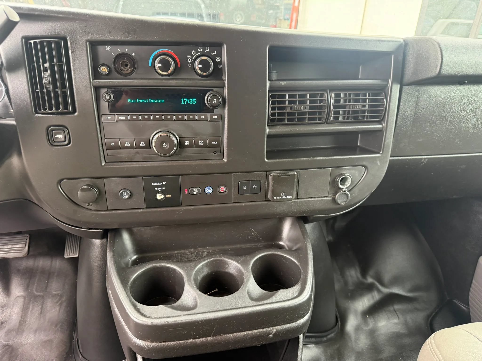 Used 2019 Chevrolet Express 2500 w/ Driver Convenience Package RWD image 29