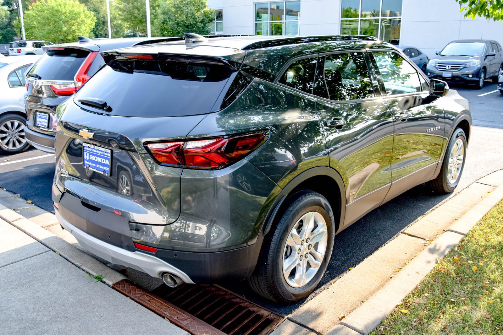 Used 2020 Chevrolet Blazer LT FWD image 4