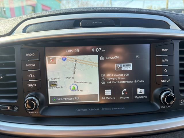 Used 2019 Kia Sorento SX image 22