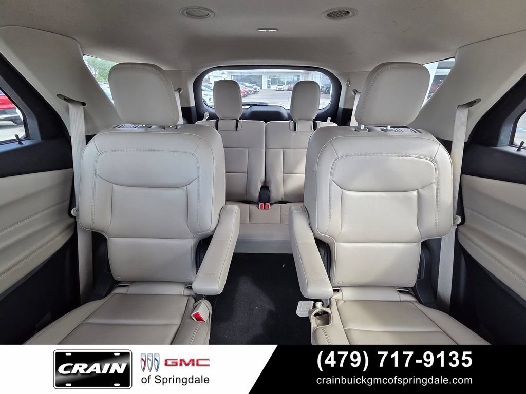 Used 2023 Ford Explorer XLT w/ Equipment Group 202A RWD image 30