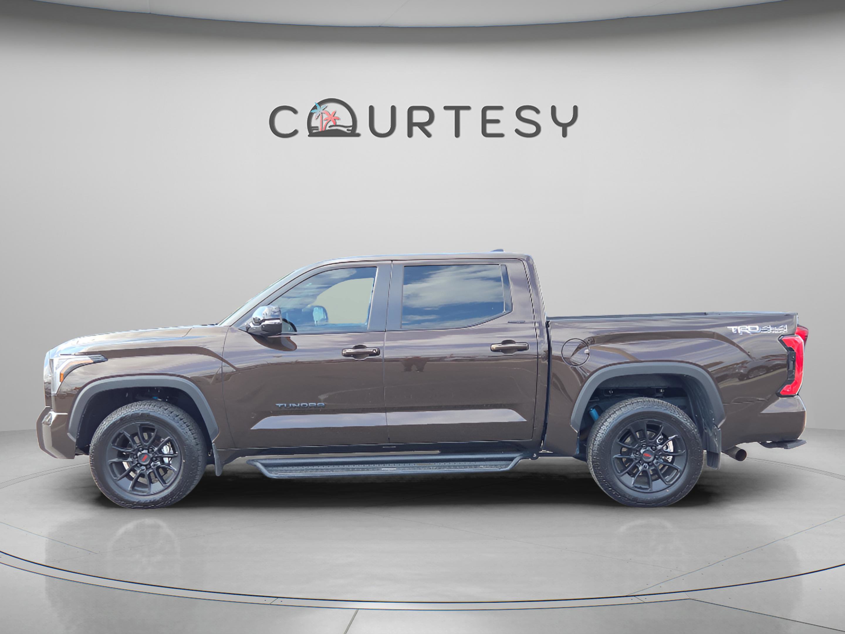 Used 2025 Toyota Tundra Limited w/ TRD Off-Road Package image 3