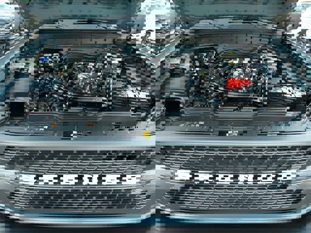 Used 2023 Ford Bronco Badlands image 32