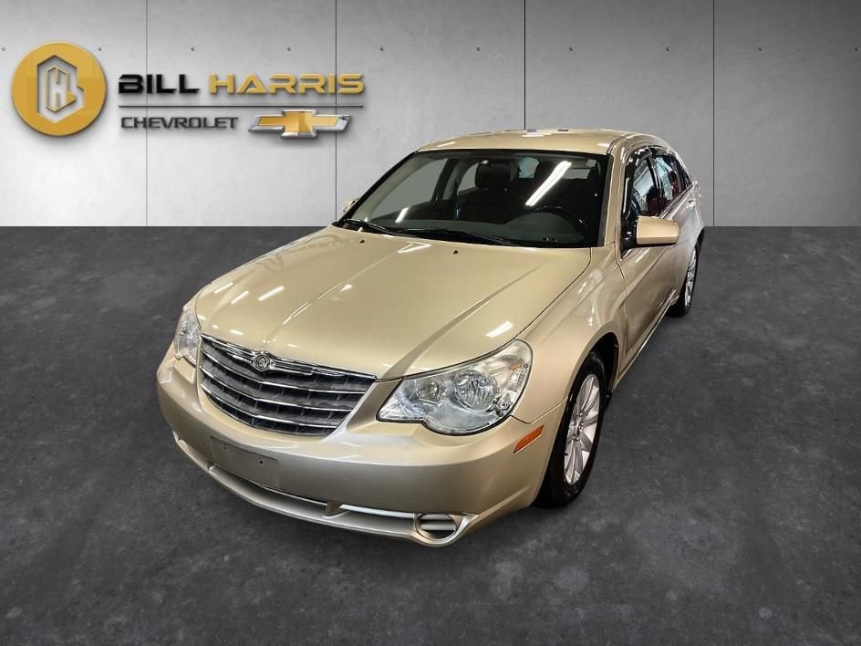 Used 2010 Chrysler Sebring Limited image 1