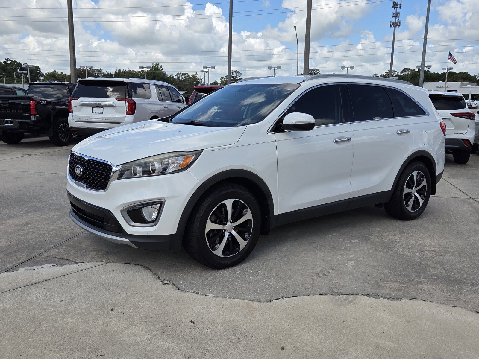 Used 2016 Kia Sorento EX w/ EX Premium Package FWD image 3