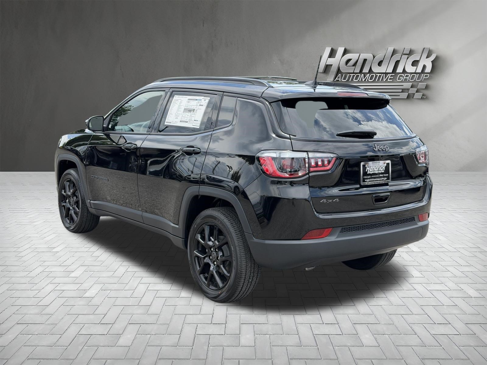 New 2026 Jeep Compass Latitude AWD/4WD image 8