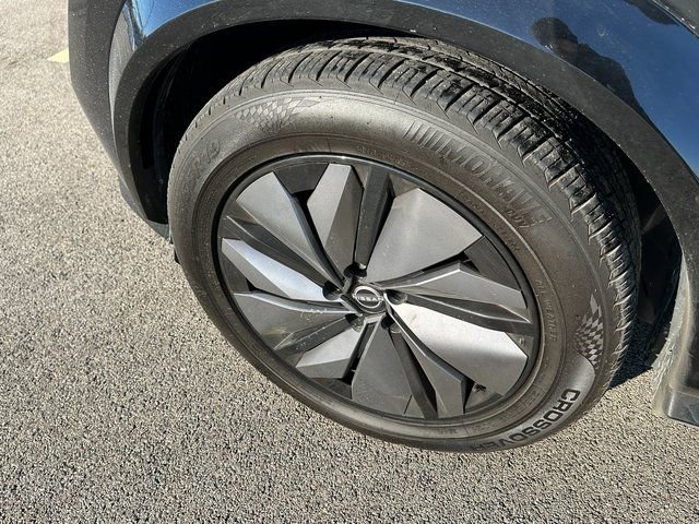 Used 2024 Nissan Ariya AWD image 8