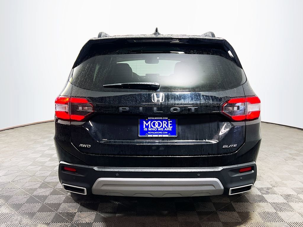 Used 2024 Honda Pilot Elite image 6