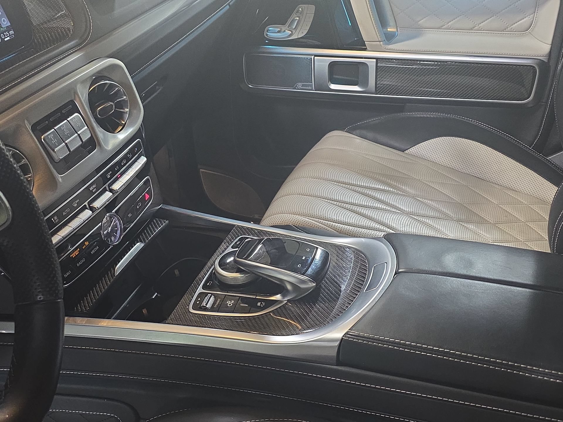 Used 2022 Mercedes-Benz G 63 AMG 4MATIC image 24