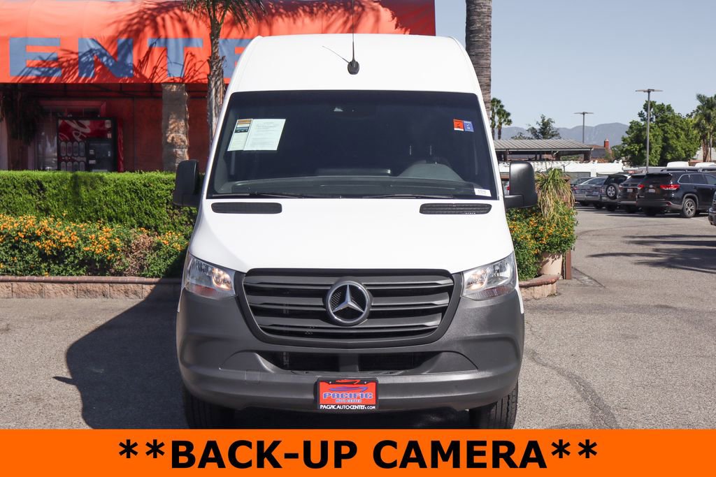 Used 2024 Mercedes-Benz Sprinter 2500 w/ Acoustic Package image 3