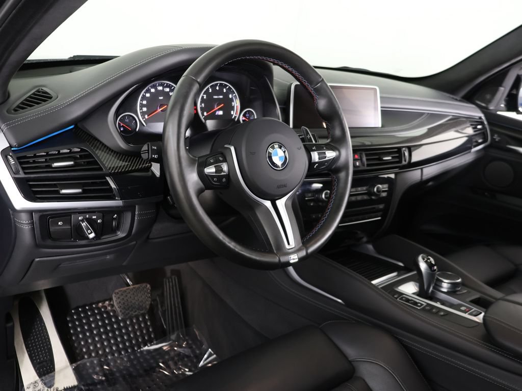 Used 2018 BMW X5 M AWD/4WD image 31