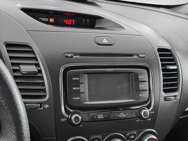 Used 2017 Kia Forte LX w/ LX Popular Package image 13