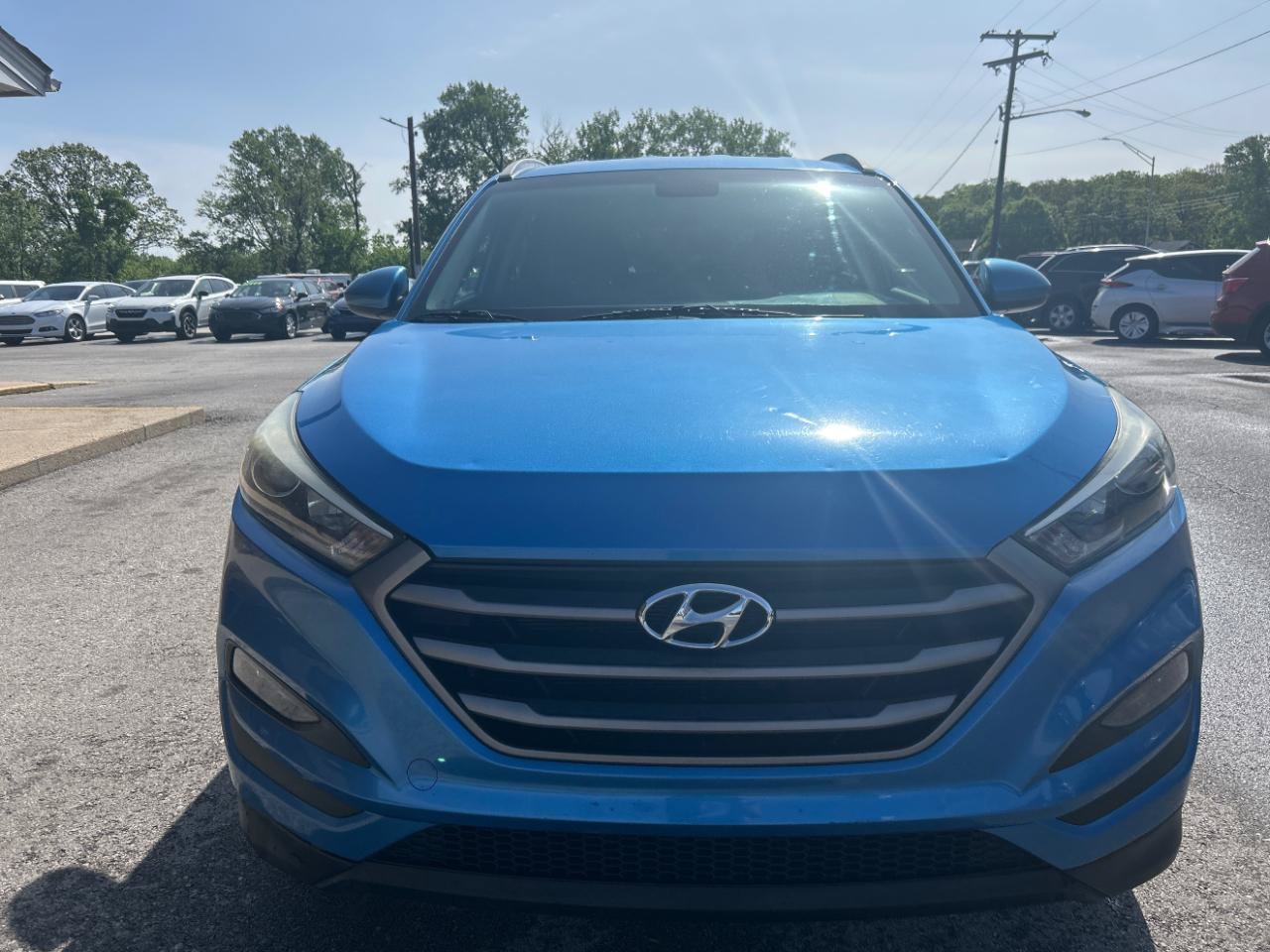 Used 2016 Hyundai Tucson SE w/ Option Group 02 AWD/4WD image 2