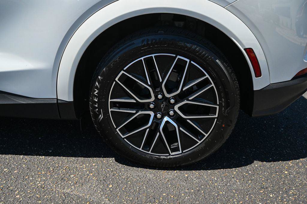 Certified 2025 Ford Mustang Mach-E Premium AWD/4WD image 13