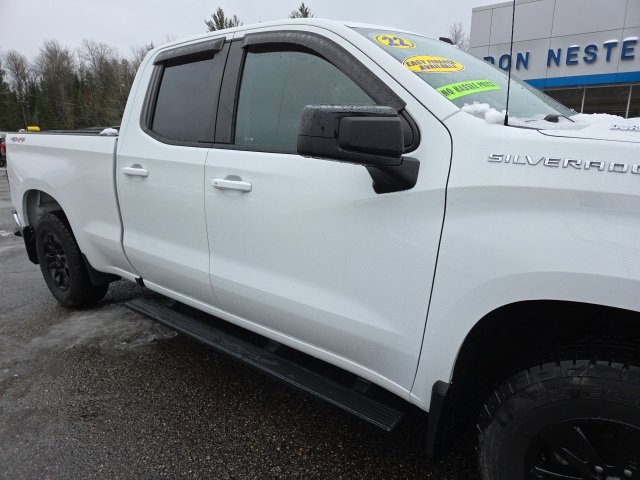 Used 2022 Chevrolet Silverado 1500 LT image 30