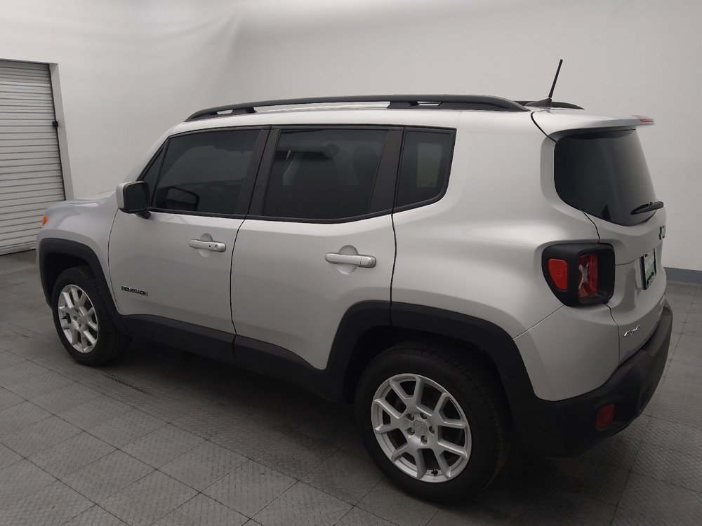 Used 2021 Jeep Renegade Latitude AWD/4WD image 3