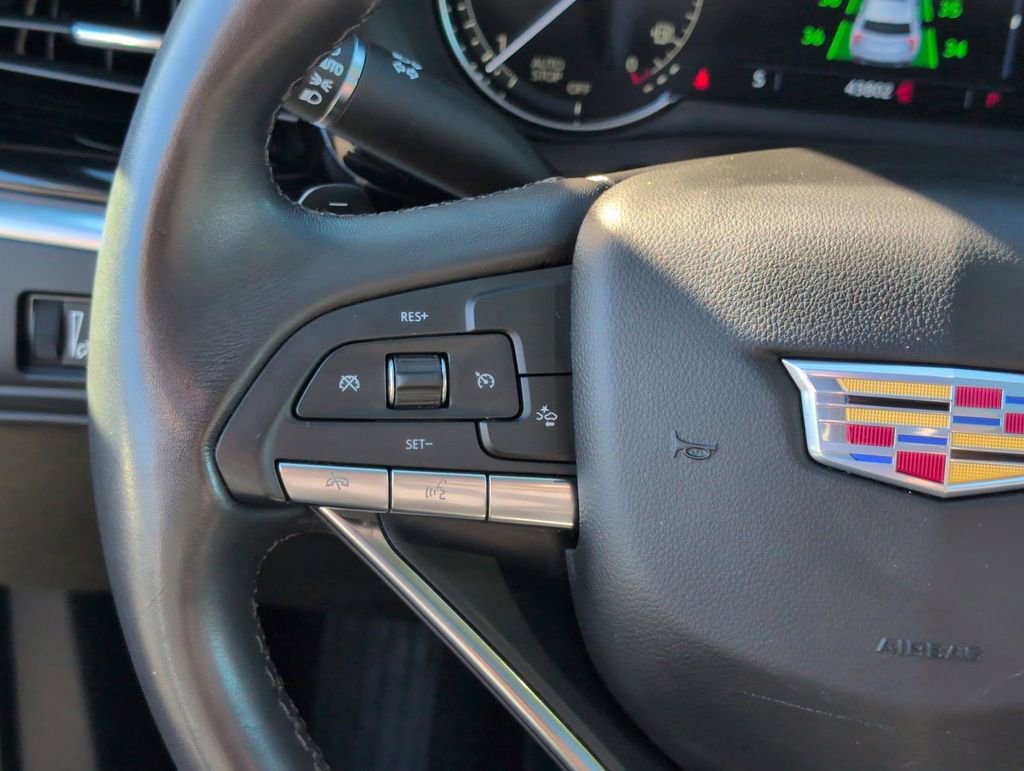 Certified 2023 Cadillac XT6 Luxury image 10