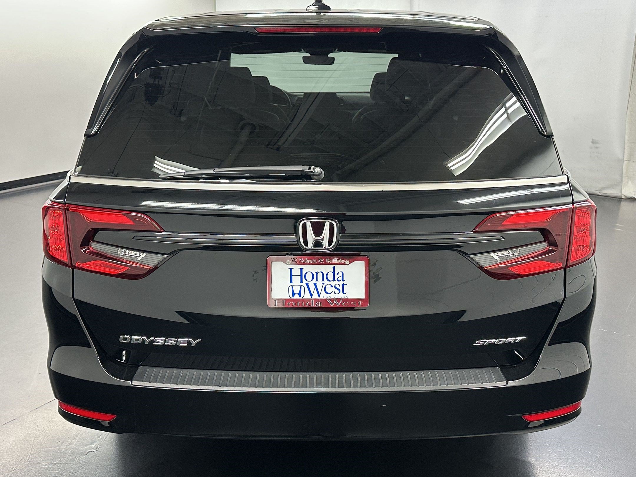 Certified 2024 Honda Odyssey Sport image 10