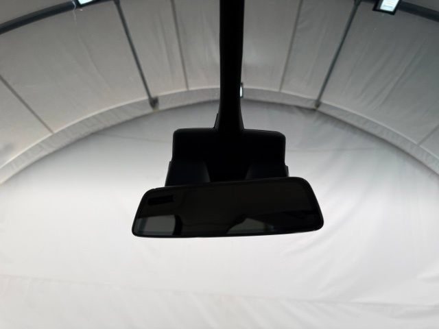 Used 2018 Tesla Model X 75D AWD/4WD image 32