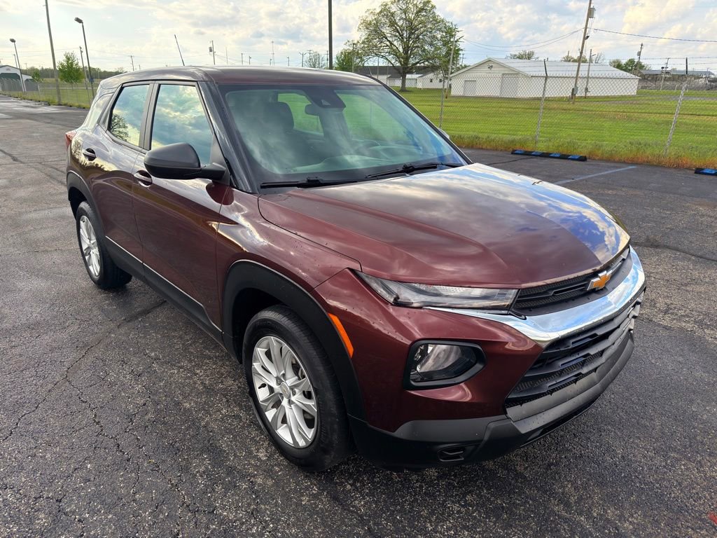 Used 2023 Chevrolet TrailBlazer LS FWD image 4