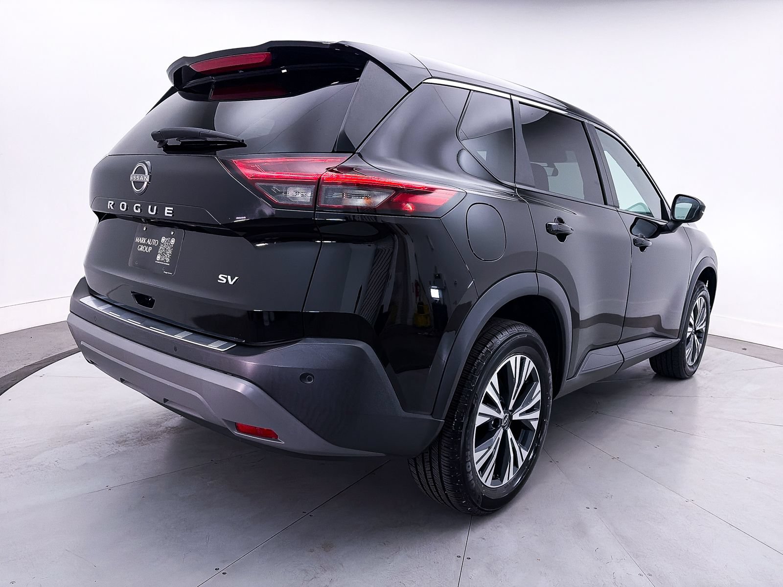 Used 2022 Nissan Rogue SV FWD image 15