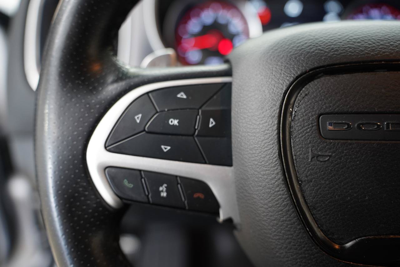 Used 2018 Dodge Charger R/T RWD image 13