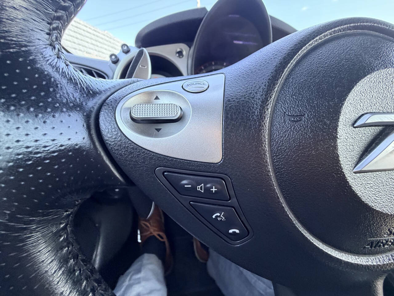 Used 2012 Nissan 370Z Touring RWD image 52