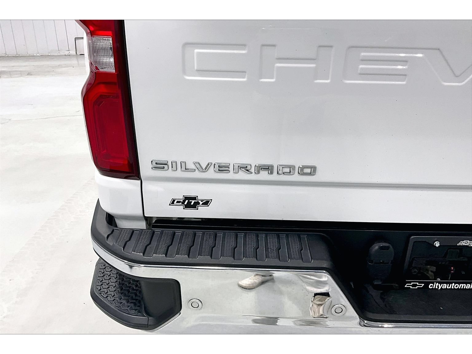 Used 2021 Chevrolet Silverado 2500 LTZ w/ LTZ Plus Package AWD/4WD image 39