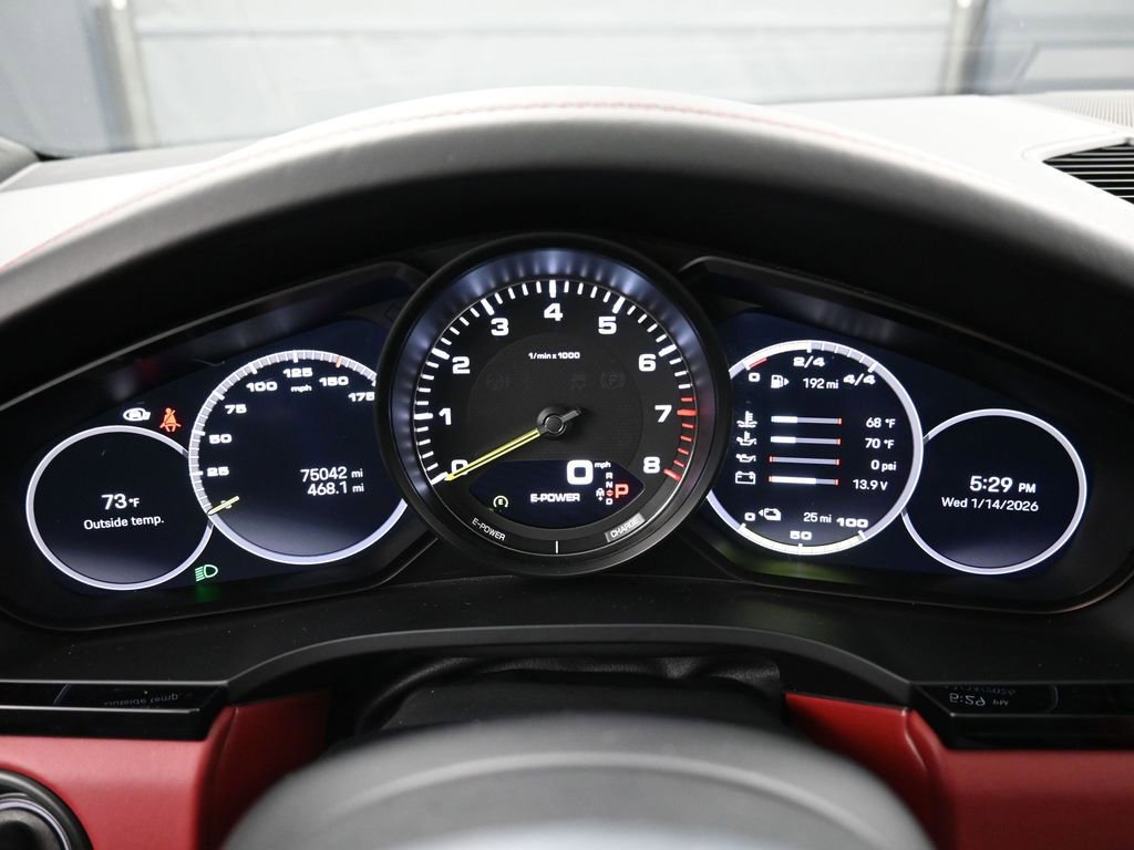 Certified 2022 Porsche Cayenne E-Hybrid Coupe AWD/4WD image 19