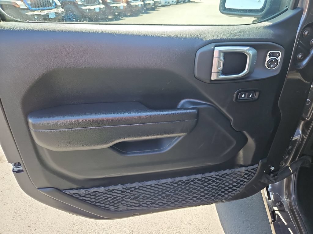 Used 2023 Jeep Wrangler Sport AWD/4WD image 10