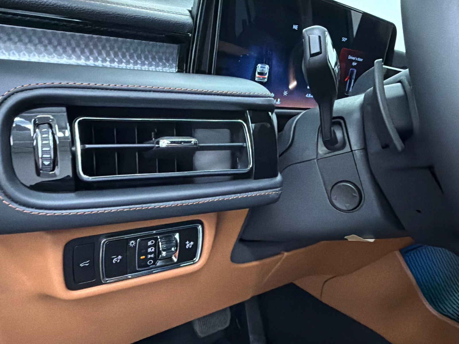 New 2026 Lincoln Aviator Black Label w/ Black Label Special Edition image 37