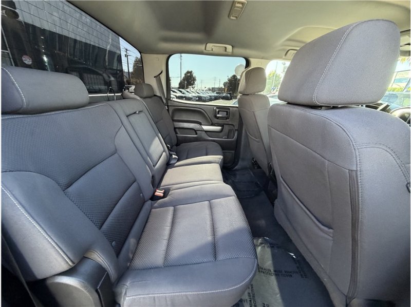 Used 2018 Chevrolet Silverado 1500 LT w/ All Star Edition RWD image 26