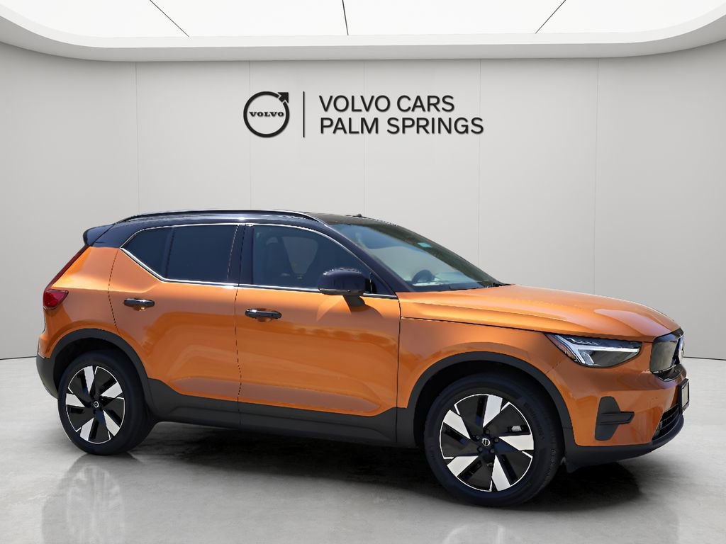 New 2025 Volvo EX40 Core w/ Climate Package image 2
