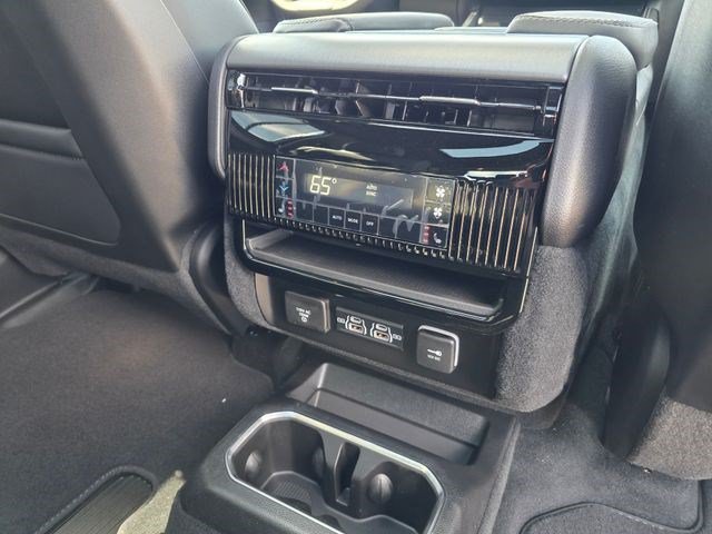New 2026 Jeep Grand Wagoneer Limited AWD/4WD image 23