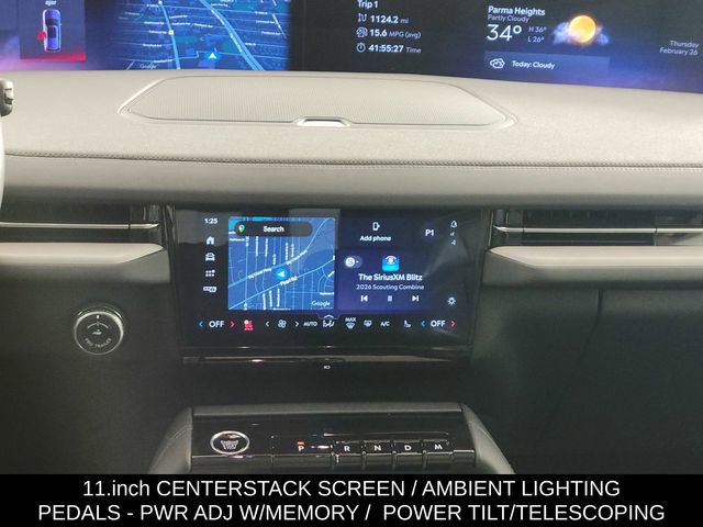 Used 2025 Lincoln Navigator Reserve image 21