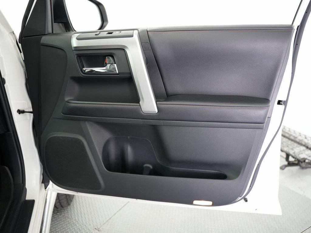 Used 2018 Toyota 4Runner Limited image 59