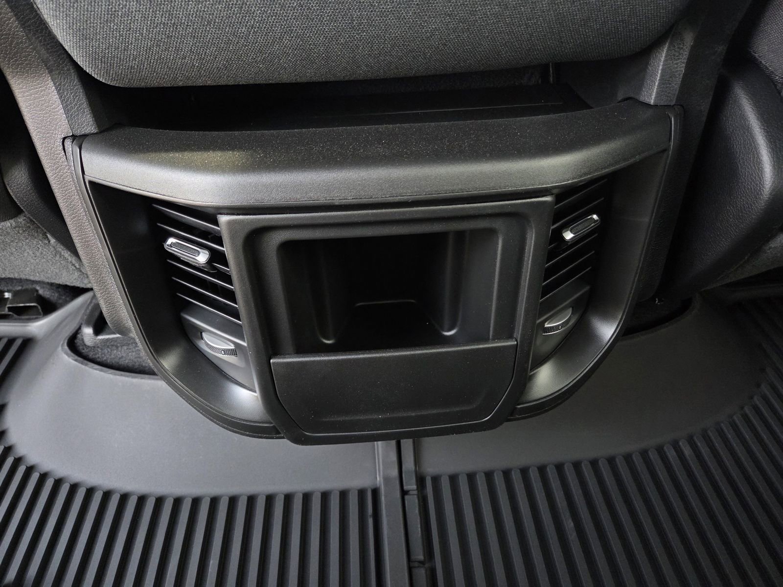 New 2026 RAM 1500 Tradesman AWD/4WD image 16