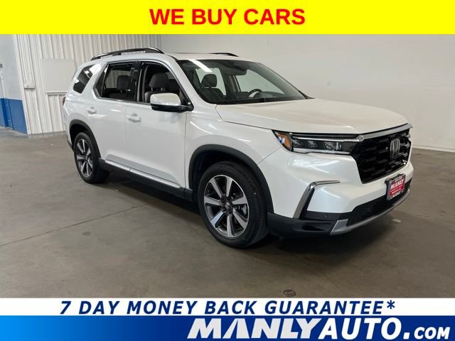 Used 2024 Honda Pilot Touring image 1